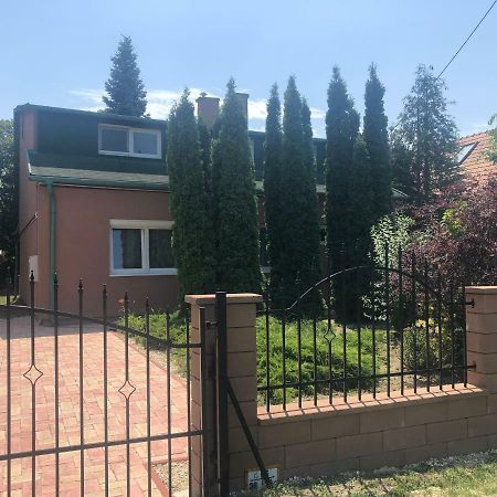 Villa Casa Mia Balatonlelle Buitenkant foto